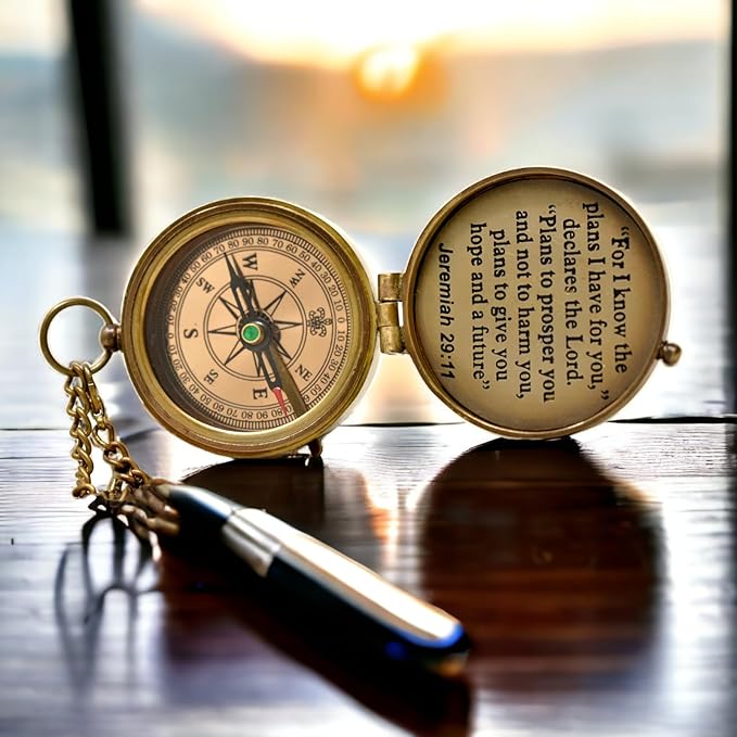 FYNJREX for i Know Enrgraved Compass Religious Gift for Men Women boy Baptism First communiun Graduation Gift Christmas Unique Gift for Son Christian Gift for Teen Communion