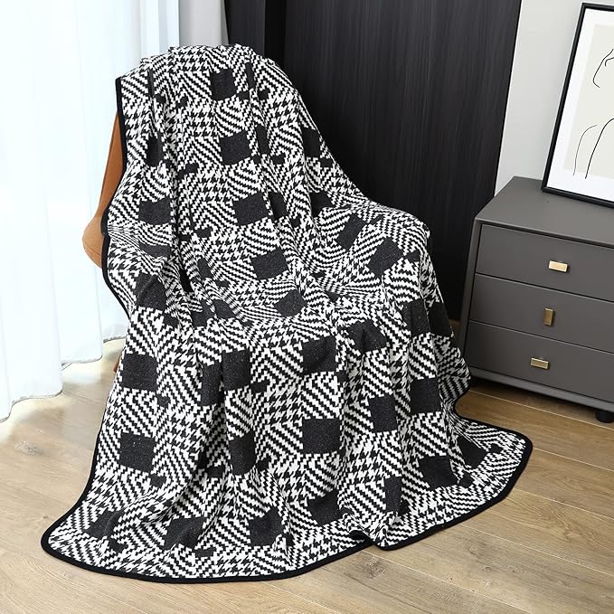 PuTian Merino Wool Blanket - 63" x 51" Thick Warm Soft Twin Bed Throw - Great for Camping, Outdoors, Travel, Car, Couch, All Seasons Houndstooth Black