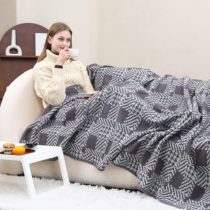 PuTian Merino Wool Blanket - 63" x 51" Thick Warm Soft Twin Bed Throw - Great for Camping, Outdoors, Travel, Car, Couch, All Seasons Houndstooth Grey