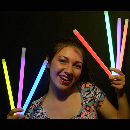Glow Sticks Bulk Wholesale, 10 12” 15mm Dia. Green Industrial Grade Jumbo Light Sticks, Bright Color, Glow 14 Hrs, Safety Glow Stick 3yrs Shelf Life, Ideal for Camping & Emergency, GlowWithUs Brand