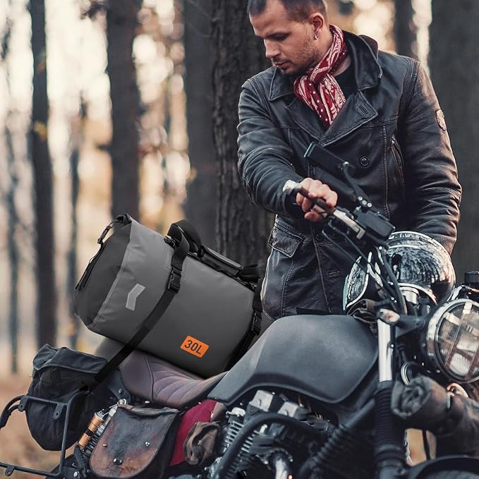 Motorcycle Dry Bag, Waterproof Duffel Bag & Roll-top Dry Duffel Bag, Motorcycle Travel Luggage Bag with Air Valve & Quick-fixed Straps For Rafting, Boating,Kayaking, Travel, Grey, 30L