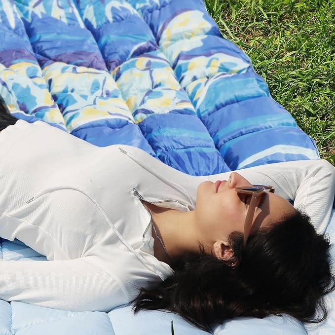 zzlamb Camping Blanket, Lightweight Cloak Puffy Down Alternative Travel Blanket, Portable & Windproof Warm Outdoor Blanket, Cozy Quilt Plane Car Picnic Hammock Beach Backpacking, 52x75in
