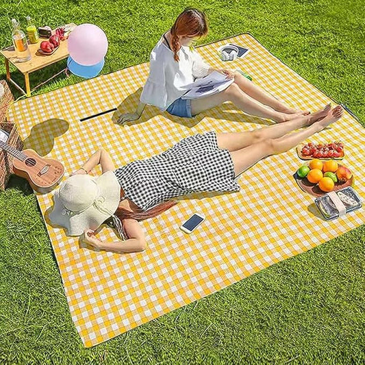 RUIBOLU Beach Blanket Large Picnic Blankets, Sandproof Beach Mat for 2-4 Adults Waterproof Quick Drying Outdoor Picnic Mat for Travel Camping Hiking Festival Park Lawn (Yellow Plaids)