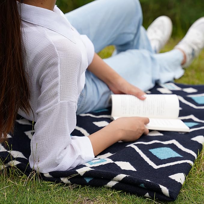PuTian Merino Wool Blanket - 87" x 63" Thick Warm Soft Large Bed Throw - Great for Camping, Outdoors, Travel, Car, Couch, All Seasons, Blue Check